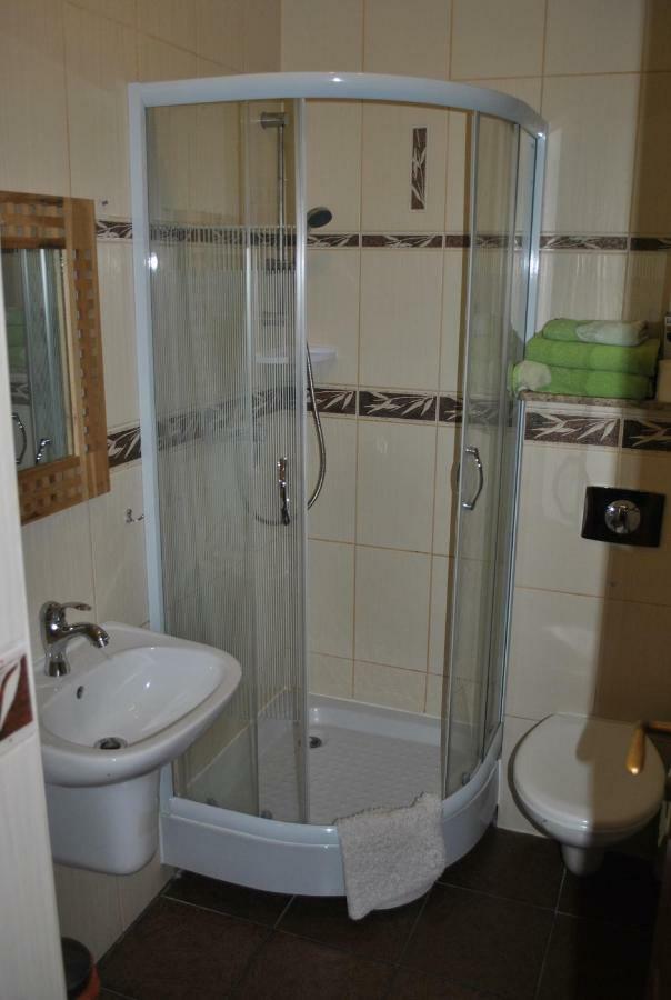 Appartamento Pokoje Z Lazienkami Kołobrzeg Esterno foto